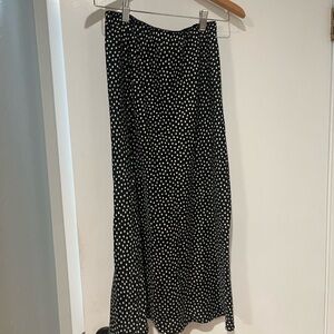 Doen Polka dot slim fit aline midi Skirt
